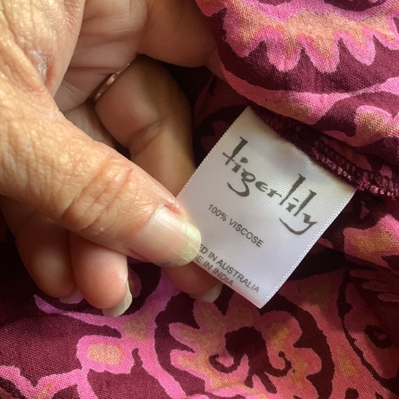 TIGERLILY Ognena Maxi Dress, in paisley stunning colour print ,RRP$249 - Picture 7 of 7